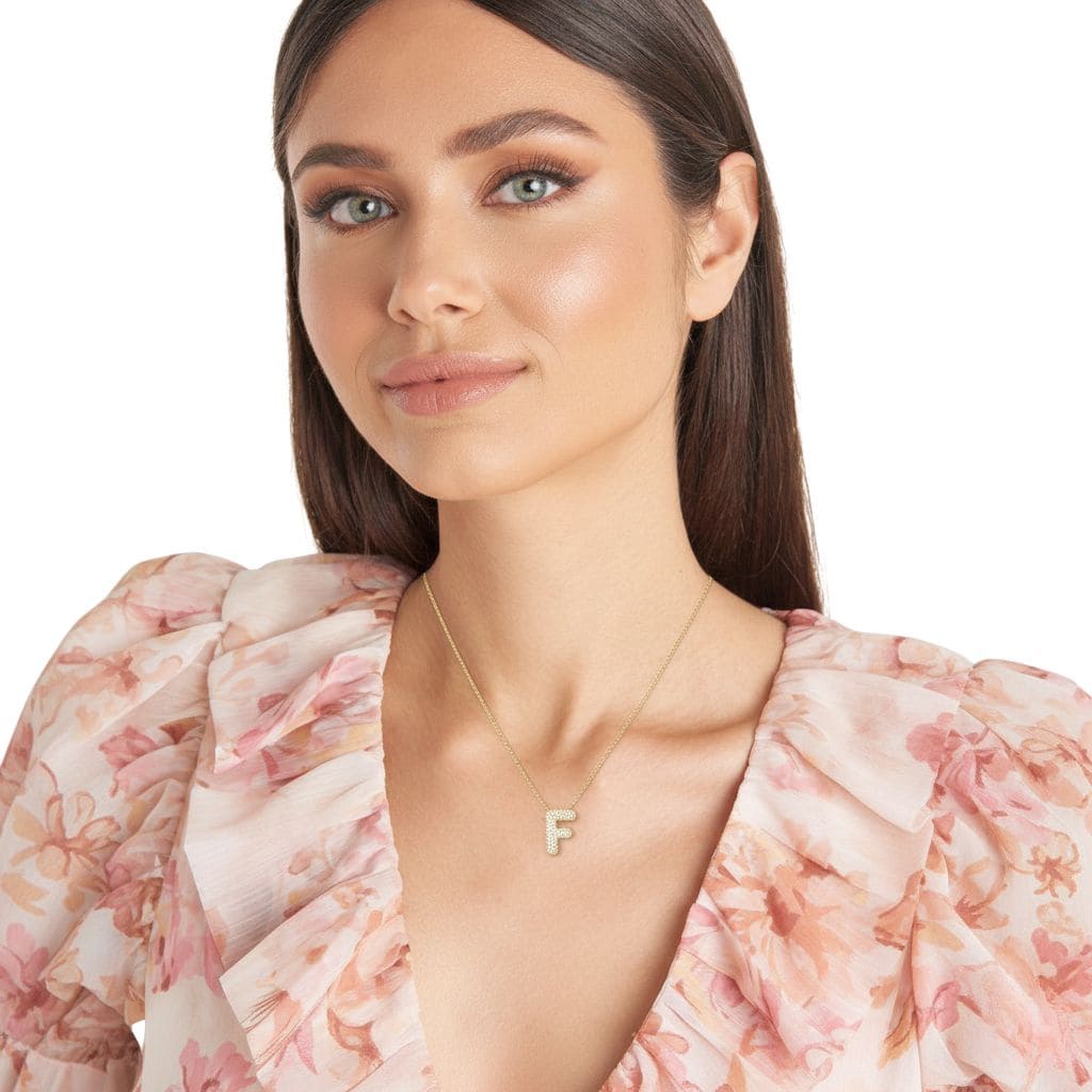Colar Naroa Letra F Dourado