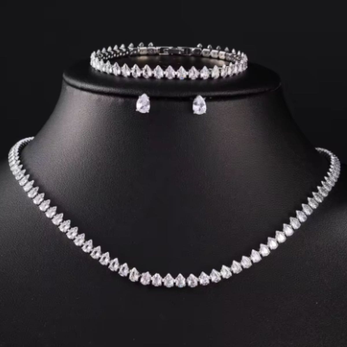 Conjunto Naroa Riviera Colar - Pulseira - Brinco